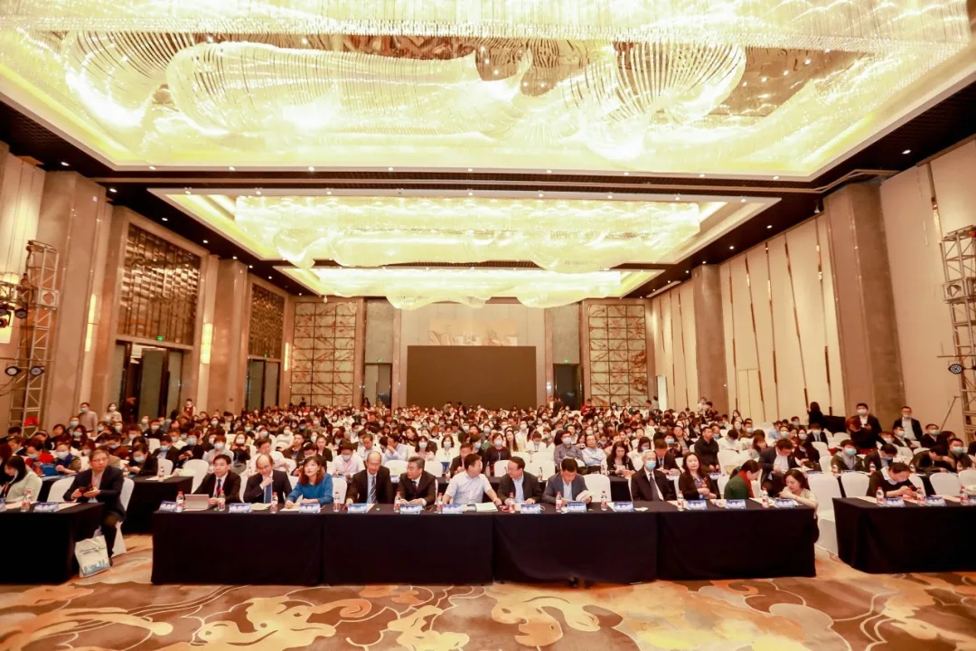 喜报！在这场全国性大会上，我院荣获年度 “人文风尚案例奖”